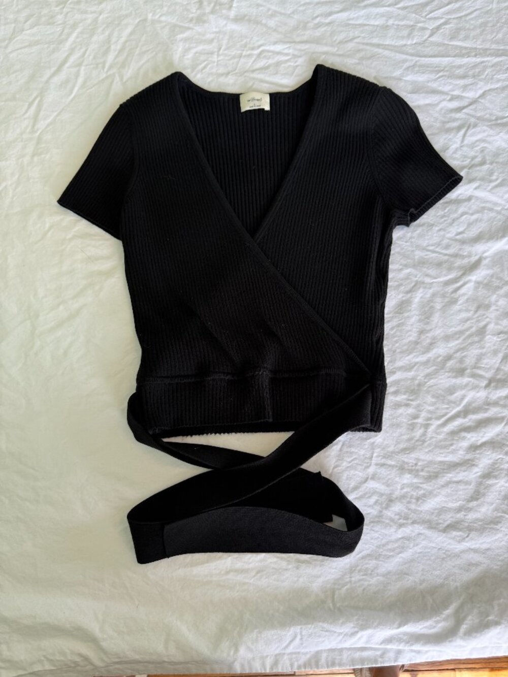 Aritzia Wilfred Black Knit Ballet Sweater Sz L